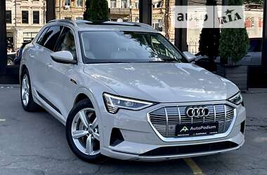 Позашляховик / Кросовер Audi e-tron 2019 в Києві