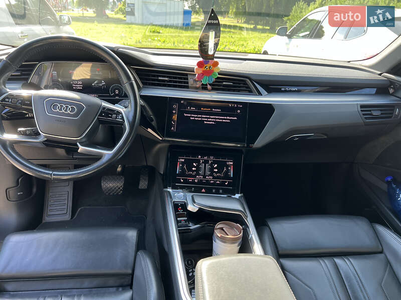 Внедорожник / Кроссовер Audi e-tron 2019 в Хмельницком