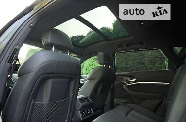 Внедорожник / Кроссовер Audi e-tron 2020 в 