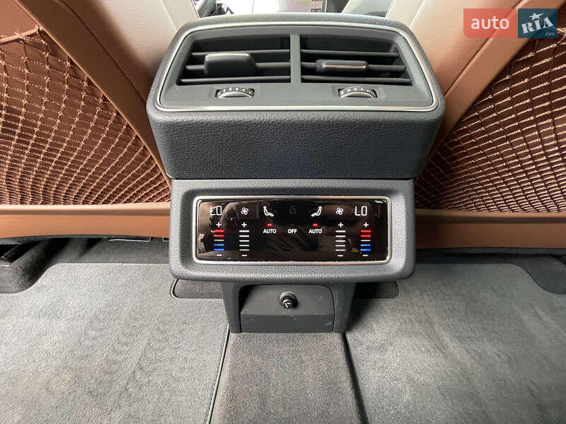Позашляховик / Кросовер Audi e-tron 2019 в Житомирі