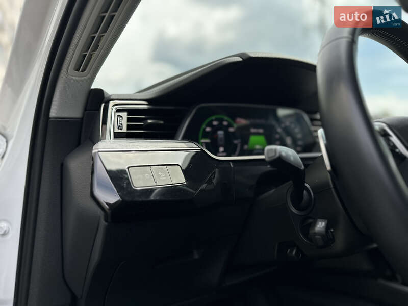 Внедорожник / Кроссовер Audi e-tron 2021 в Львове