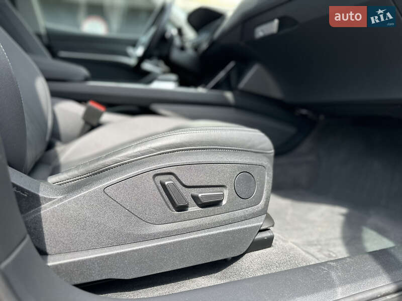 Внедорожник / Кроссовер Audi e-tron 2021 в Львове