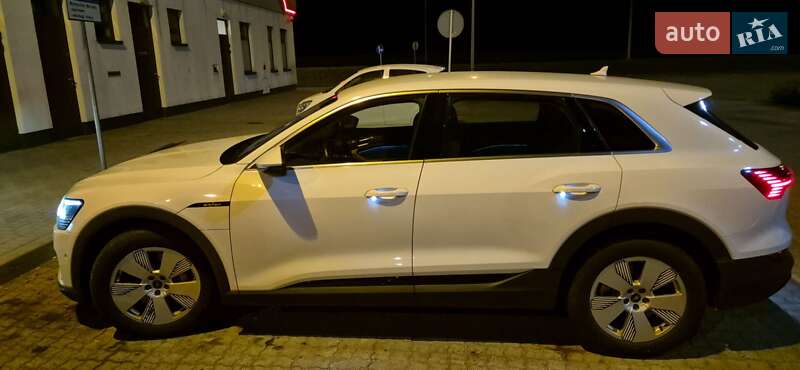 Внедорожник / Кроссовер Audi e-tron 2020 в Виннице