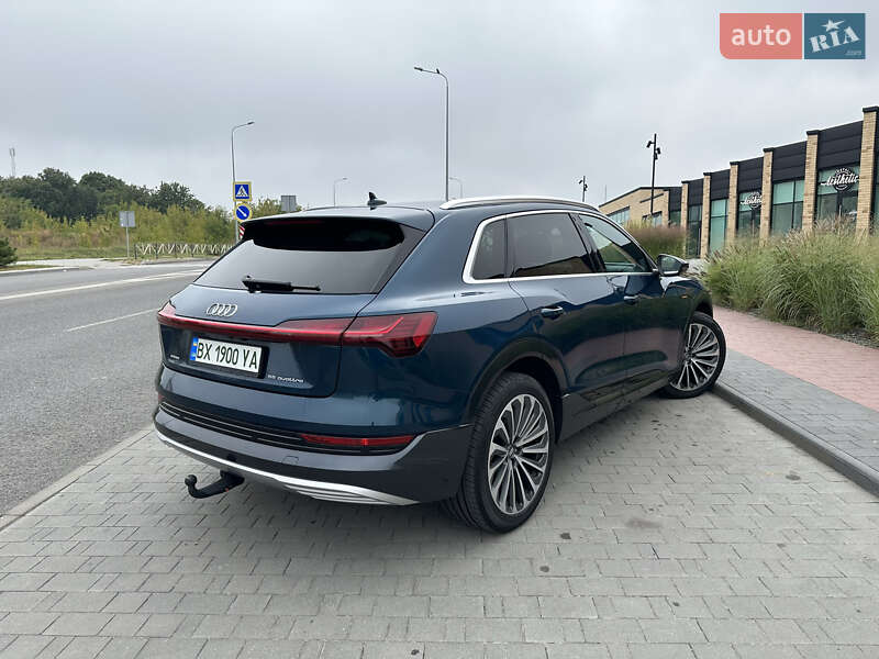 Позашляховик / Кросовер Audi e-tron 2020 в Рівному