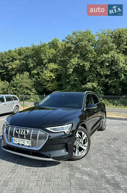 Позашляховик / Кросовер Audi e-tron 2020 в 