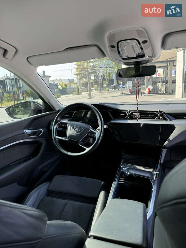 Внедорожник / Кроссовер Audi e-tron 2020 в Львове
