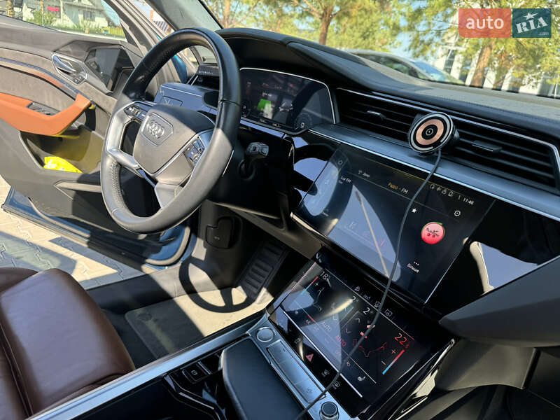 Внедорожник / Кроссовер Audi e-tron 2020 в Львове