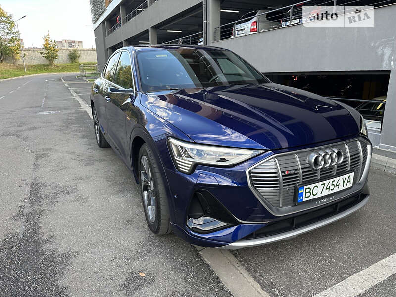 Позашляховик / Кросовер Audi e-tron 2020 в Львові