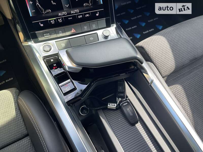 Внедорожник / Кроссовер Audi e-tron 2021 в Ровно фото 26 Внедорожник / Кроссовер Audi e-tron 2021 в Ровно