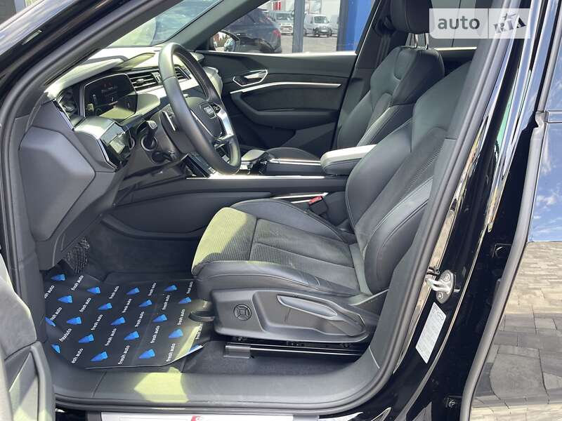 Внедорожник / Кроссовер Audi e-tron 2021 в Ровно фото 20 Внедорожник / Кроссовер Audi e-tron 2021 в Ровно