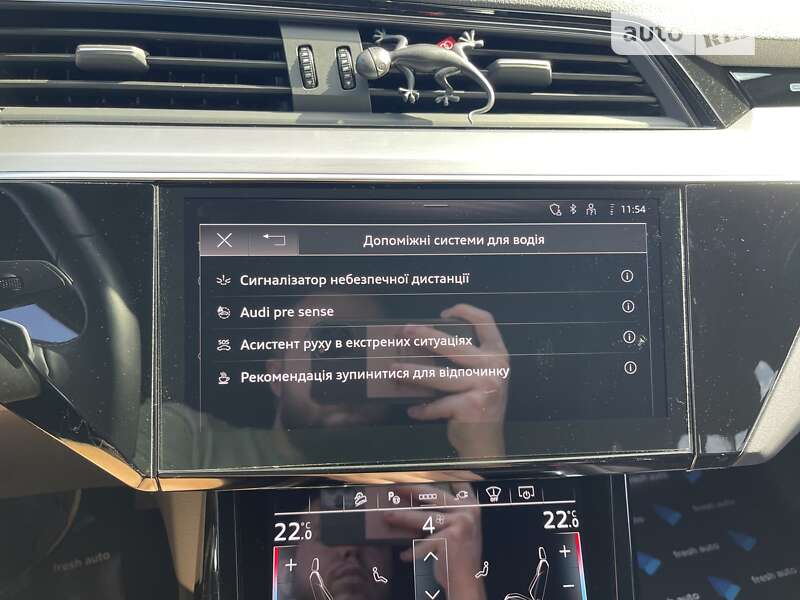 Внедорожник / Кроссовер Audi e-tron 2021 в Ровно фото 23 Внедорожник / Кроссовер Audi e-tron 2021 в Ровно