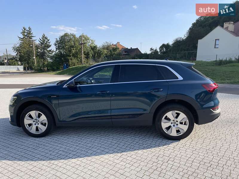 Внедорожник / Кроссовер Audi e-tron 2019 в Львове фото 6 Внедорожник / Кроссовер Audi e-tron 2019 в Львове