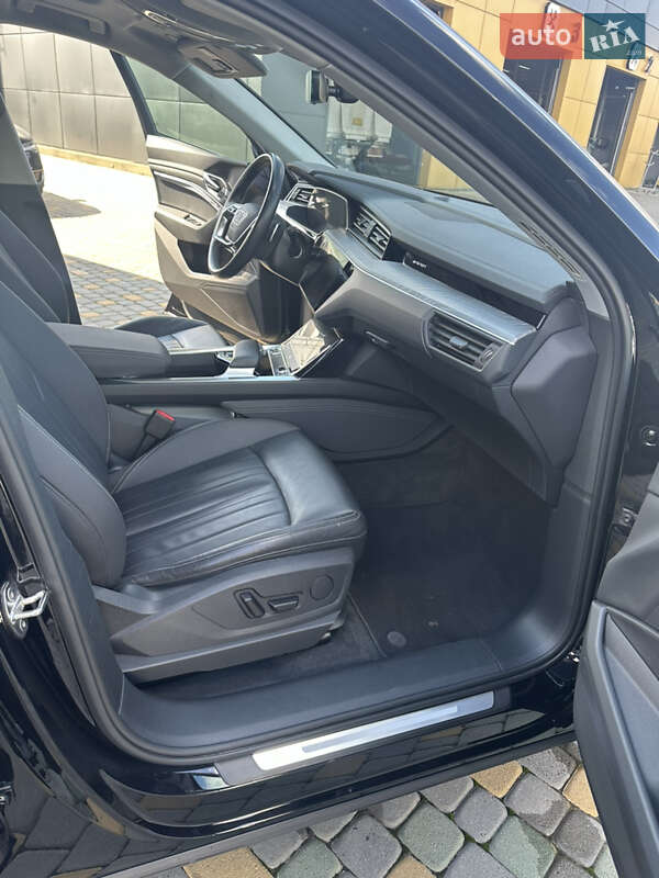 Внедорожник / Кроссовер Audi e-tron 2022 в Самборе