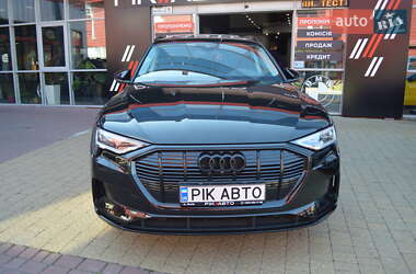 Внедорожник / Кроссовер Audi e-tron 2020 в 