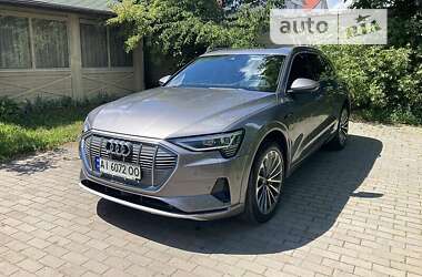 Позашляховик / Кросовер Audi e-tron 2019 в Києві