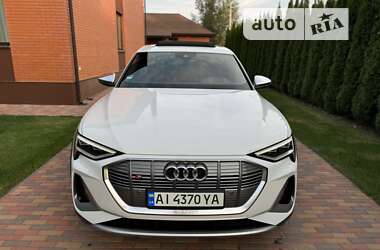 Внедорожник / Кроссовер Audi e-tron 2021 в Киеве