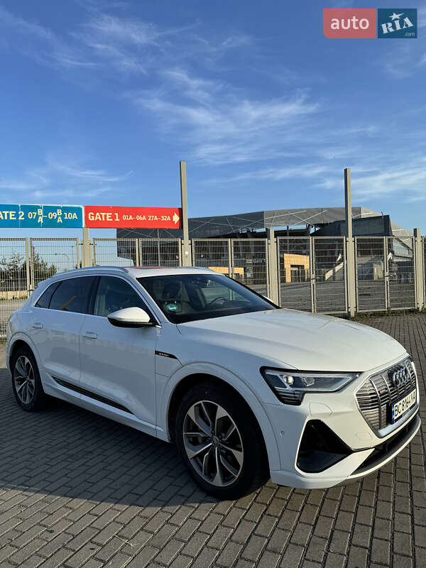 Audi e-tron 2020