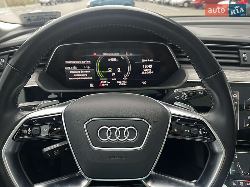 Позашляховик / Кросовер Audi e-tron 2021 в Львові
