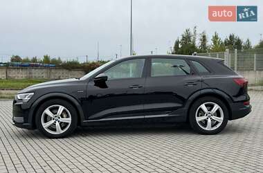 Позашляховик / Кросовер Audi e-tron 2019 в 