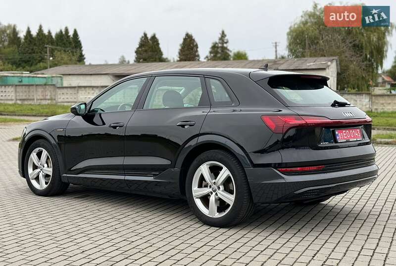 Внедорожник / Кроссовер Audi e-tron 2019 в Львове фото 29 Внедорожник / Кроссовер Audi e-tron 2019 в Львове