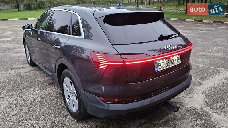 Позашляховик / Кросовер Audi e-tron 2020 в Миколаєві