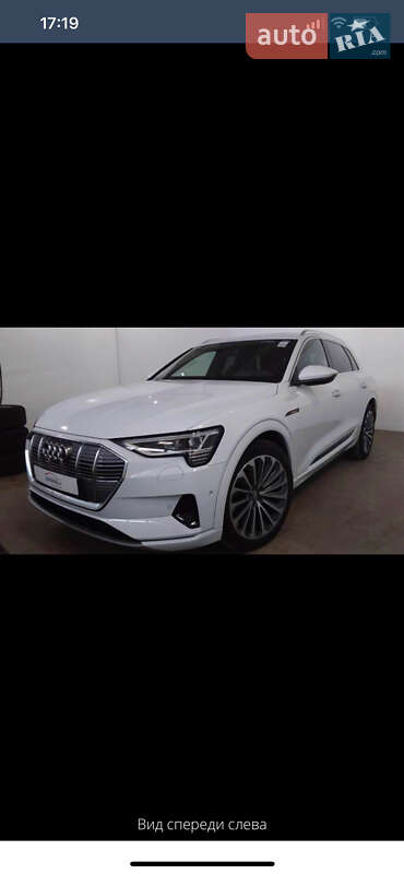 Внедорожник / Кроссовер Audi e-tron 2019 в Хмельницком