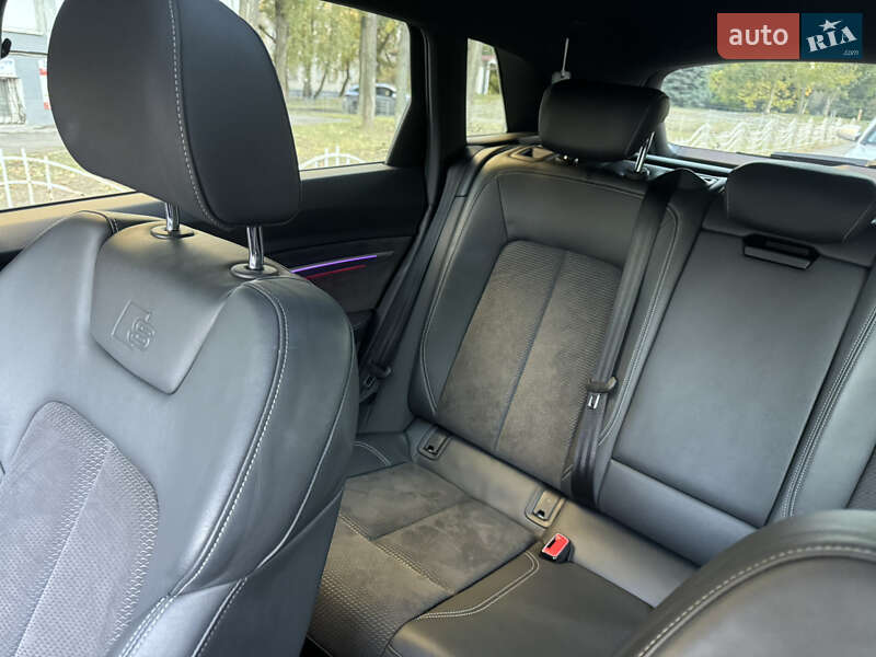Внедорожник / Кроссовер Audi e-tron 2020 в Киеве