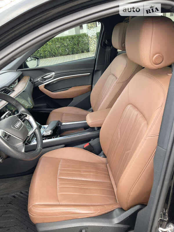 Внедорожник / Кроссовер Audi e-tron 2022 в Стрые фото 17 Внедорожник / Кроссовер Audi e-tron 2022 в Стрые