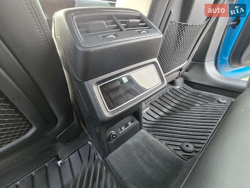 Внедорожник / Кроссовер Audi e-tron 2019 в Киеве