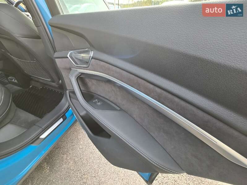 Внедорожник / Кроссовер Audi e-tron 2019 в Киеве