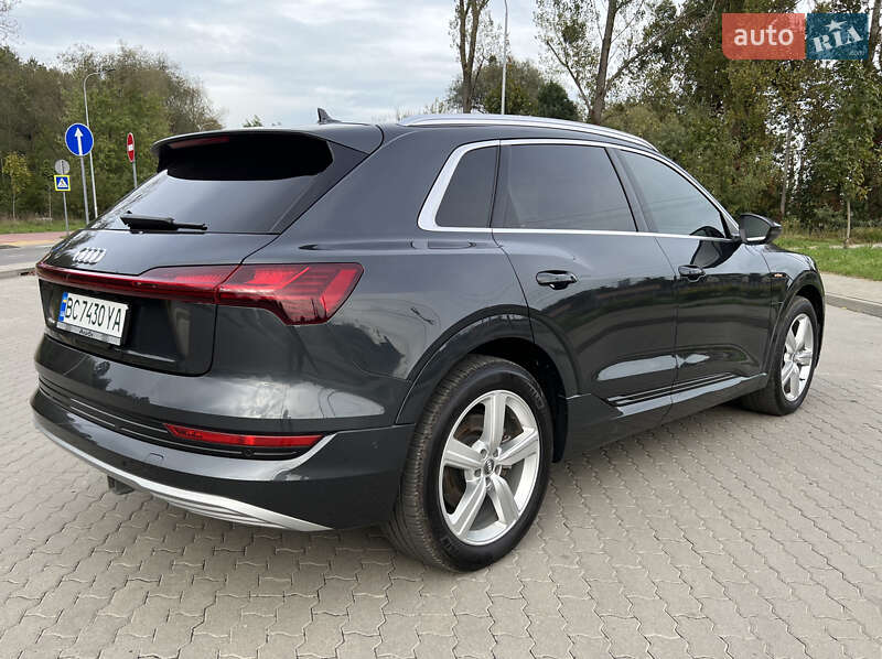Внедорожник / Кроссовер Audi e-tron 2019 в Львове