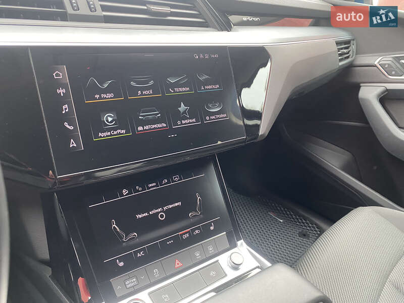 Внедорожник / Кроссовер Audi e-tron 2022 в Полтаве