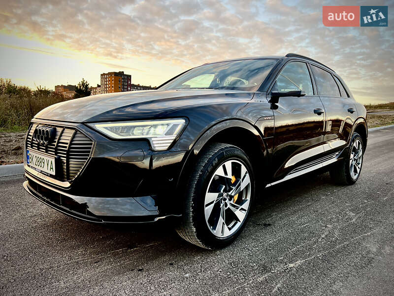 Внедорожник / Кроссовер Audi e-tron 2019 в Ровно