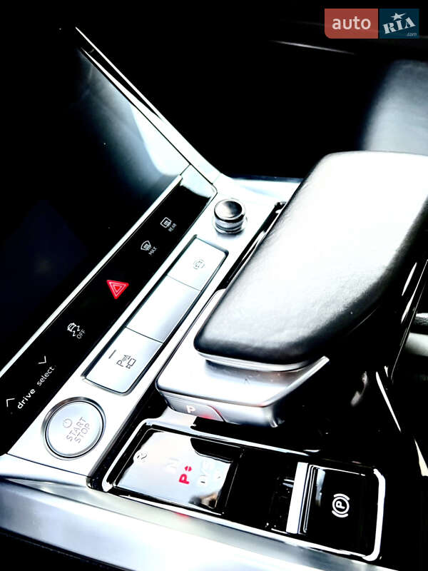 Внедорожник / Кроссовер Audi e-tron 2019 в Ровно