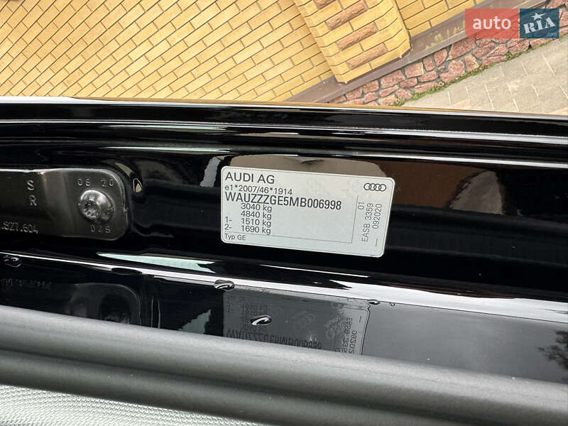 Позашляховик / Кросовер Audi e-tron 2021 в Житомирі
