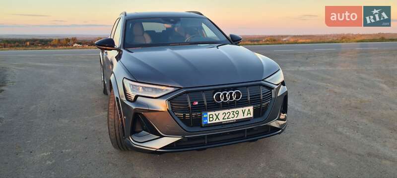 Внедорожник / Кроссовер Audi e-tron 2021 в Хмельницком