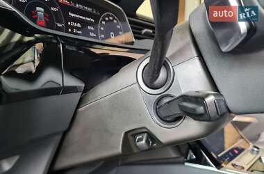 Позашляховик / Кросовер Audi e-tron 2021 в 