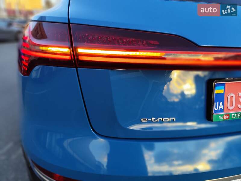 Внедорожник / Кроссовер Audi e-tron 2019 в Киеве