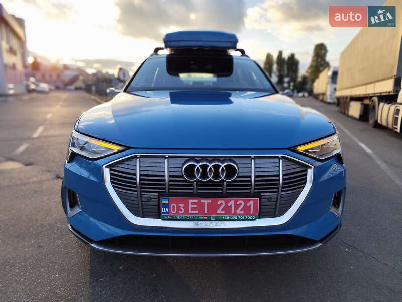 Внедорожник / Кроссовер Audi e-tron 2019 в Киеве