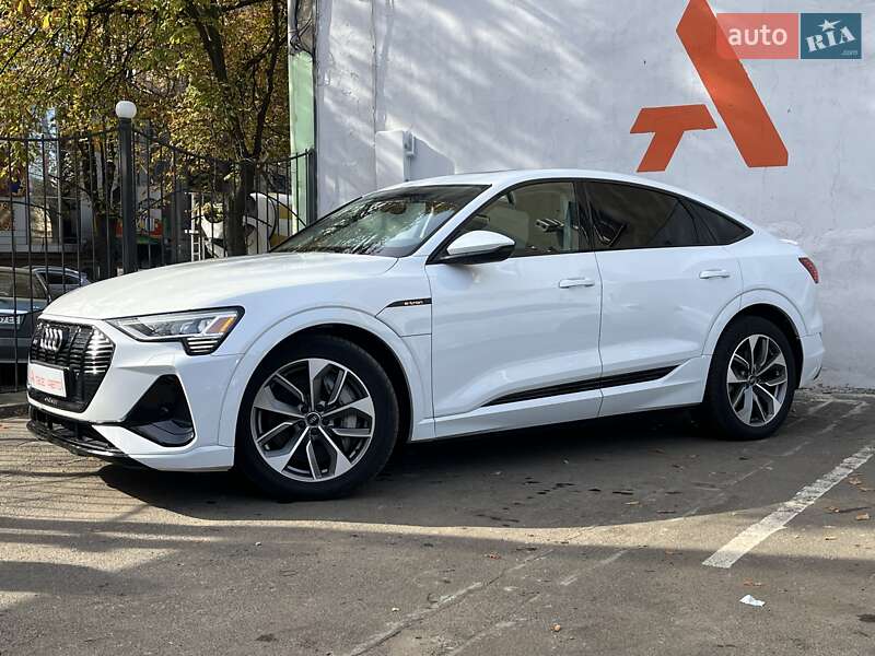 Позашляховик / Кросовер Audi e-tron 2020 в Одесі