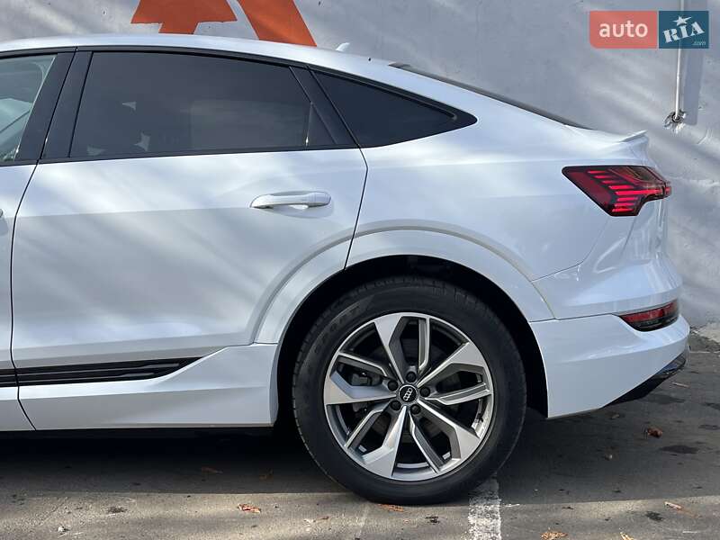 Позашляховик / Кросовер Audi e-tron 2020 в Одесі