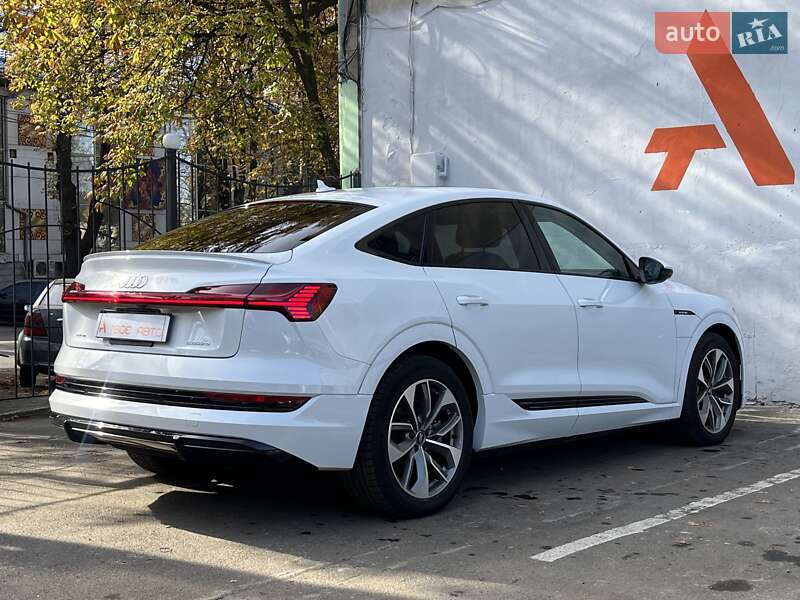 Позашляховик / Кросовер Audi e-tron 2020 в Одесі