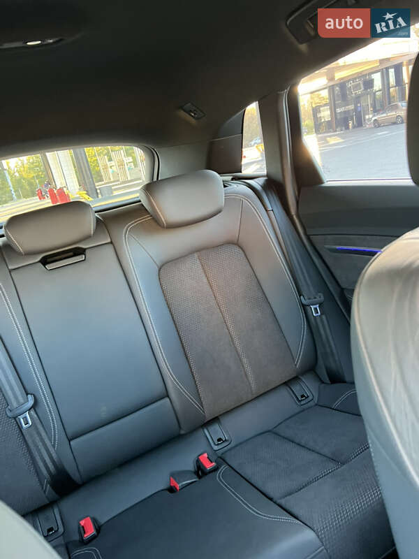 Внедорожник / Кроссовер Audi e-tron 2020 в Днепре