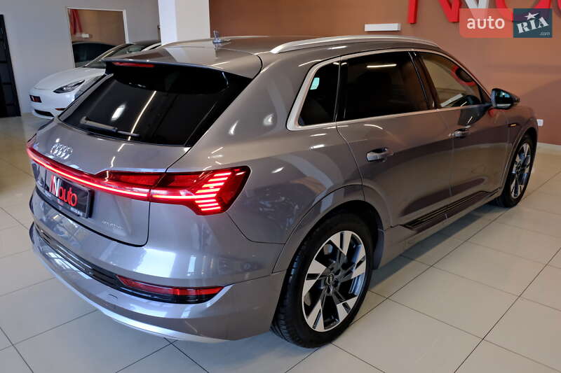 Позашляховик / Кросовер Audi e-tron 2020 в Одесі