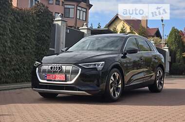 Позашляховик / Кросовер Audi e-tron 2021 в Чернівцях