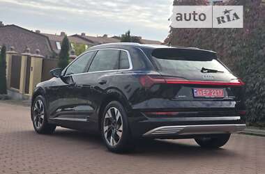 Позашляховик / Кросовер Audi e-tron 2021 в Чернівцях