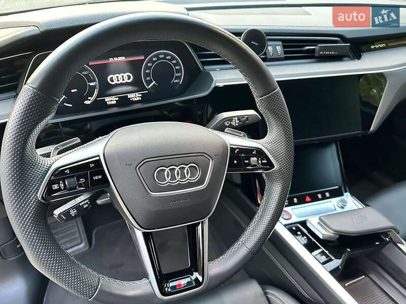 Внедорожник / Кроссовер Audi e-tron 2022 в Львове фото 6 Внедорожник / Кроссовер Audi e-tron 2022 в Львове