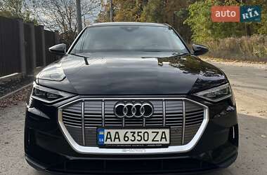 Позашляховик / Кросовер Audi e-tron 2020 в Києві