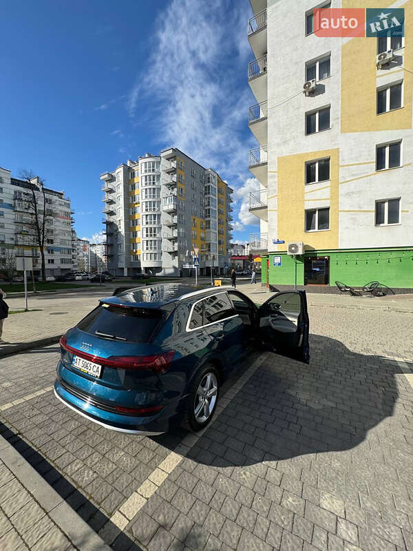 Позашляховик / Кросовер Audi e-tron 2019 в Івано-Франківську