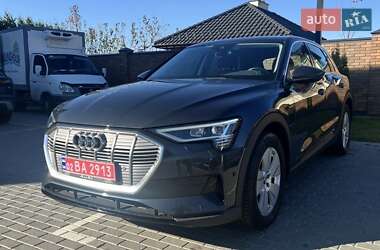 Позашляховик / Кросовер Audi e-tron 2020 в Вінниці